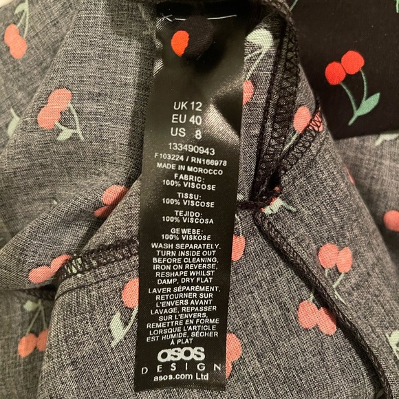 NWOT- ASOS Black Cherry Wrap Dress US Size 8 - Picture 4 of 5